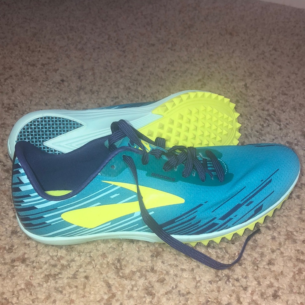 Brooks Racing Flats